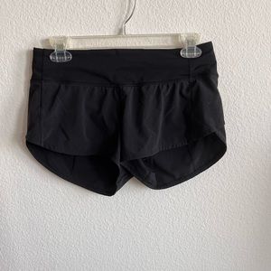 LULULEMON | Speed Up Low-Rise Lined Short regular